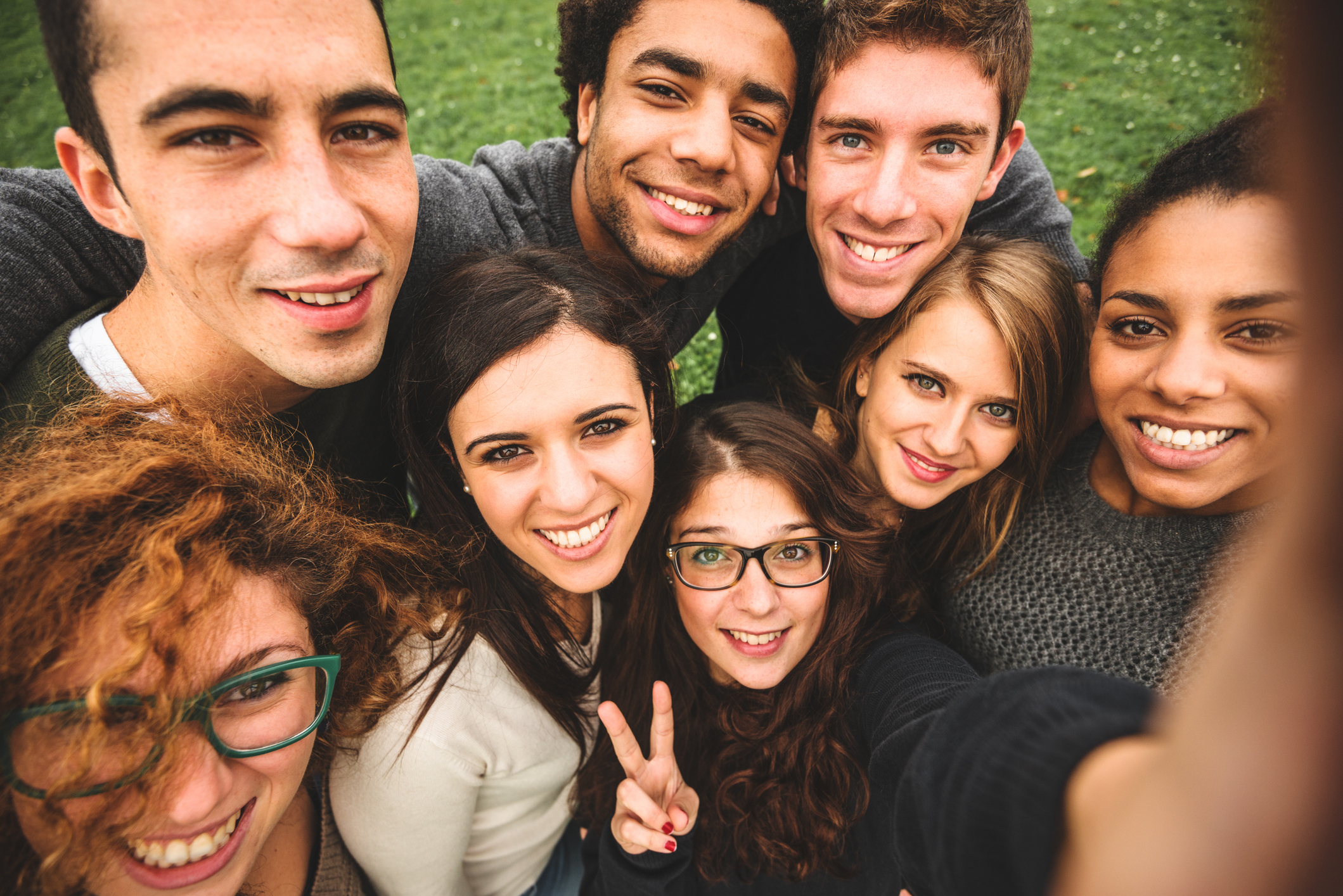 Group of students laughing and doing a selfie